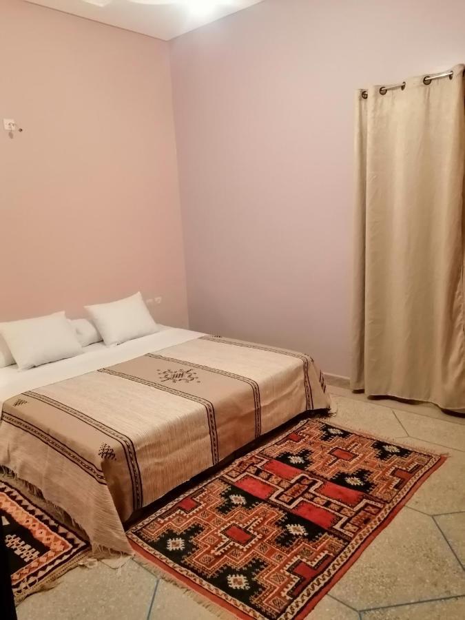 سكورة Gite Ait Lmaalam Chez Ahmed الغرفة الصورة